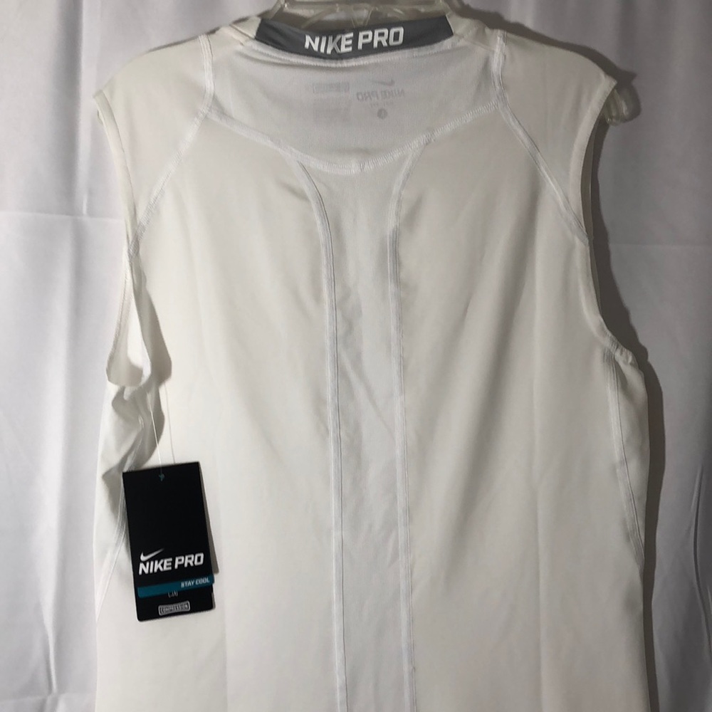 Nike Men’s Sleeveless Tank. White. NWT. Size L - Picture 5 of 5